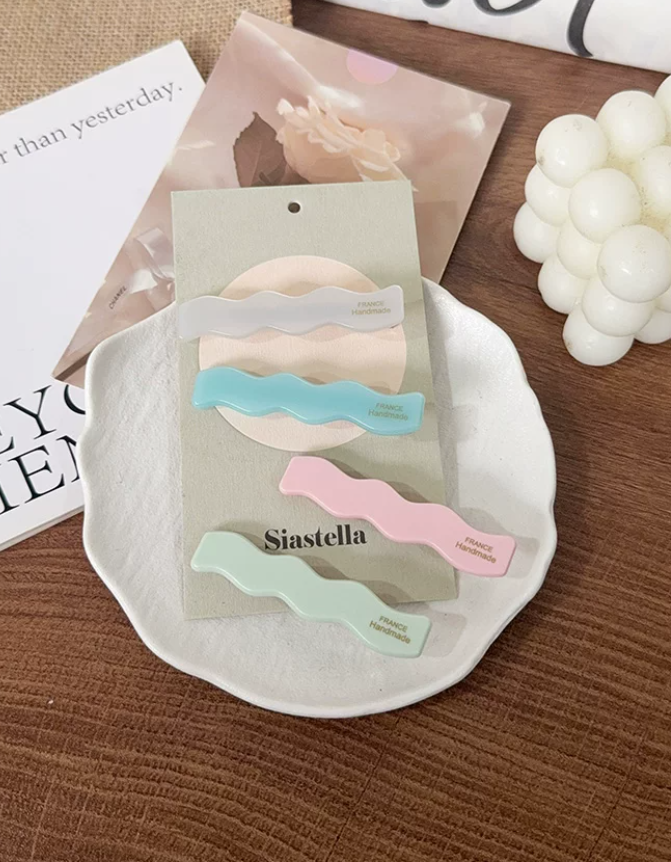 Retro Tide Wave Barrette
