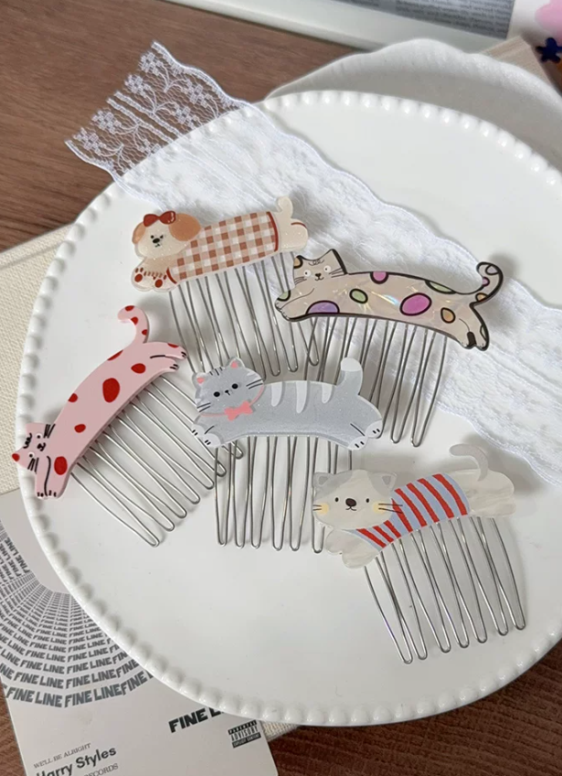 Kitty Muse Decorative Comb