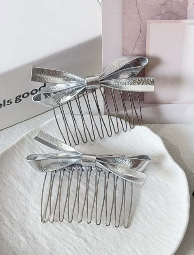 Velvet Bow Crown Comb